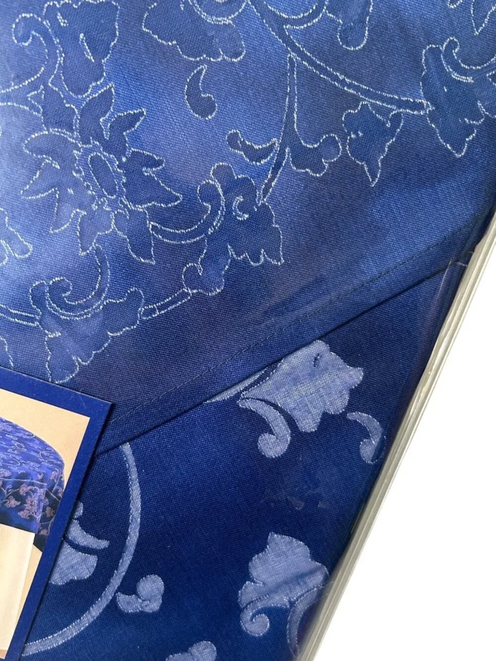 NEW Gen Collection Jacquard Designer Tablecloth Floral Japan Round Blue Fabric